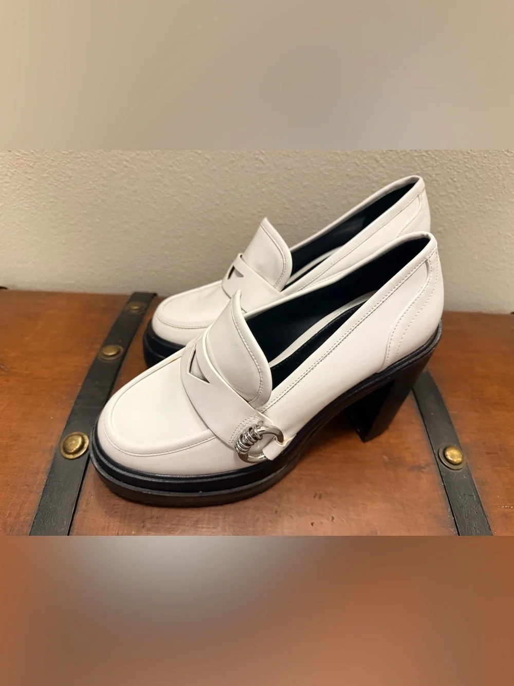 Gianni Bini White Platform Loafer Heels with Silver Ring Accent